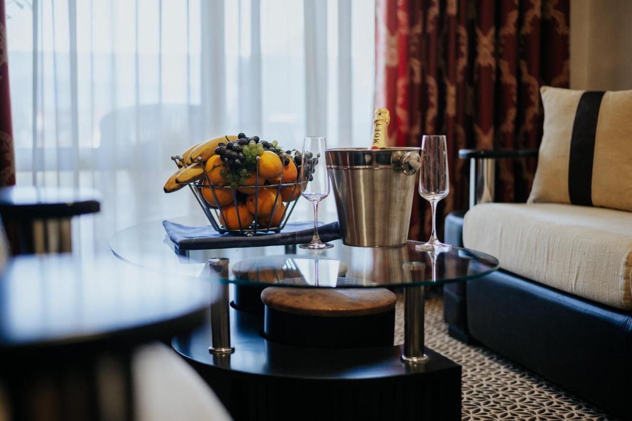 Hotel Lion أولتْسي المظهر الخارجي الصورة