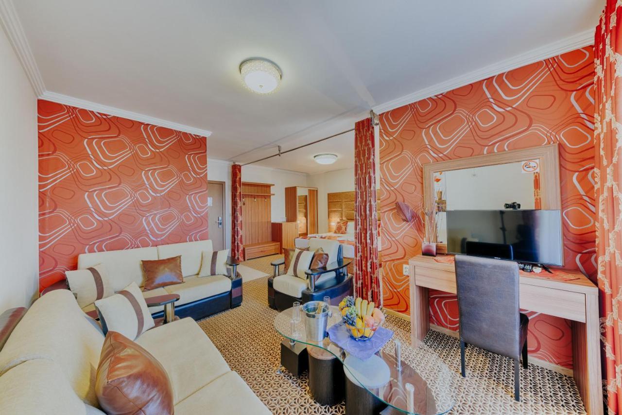 Hotel Lion أولتْسي المظهر الخارجي الصورة
