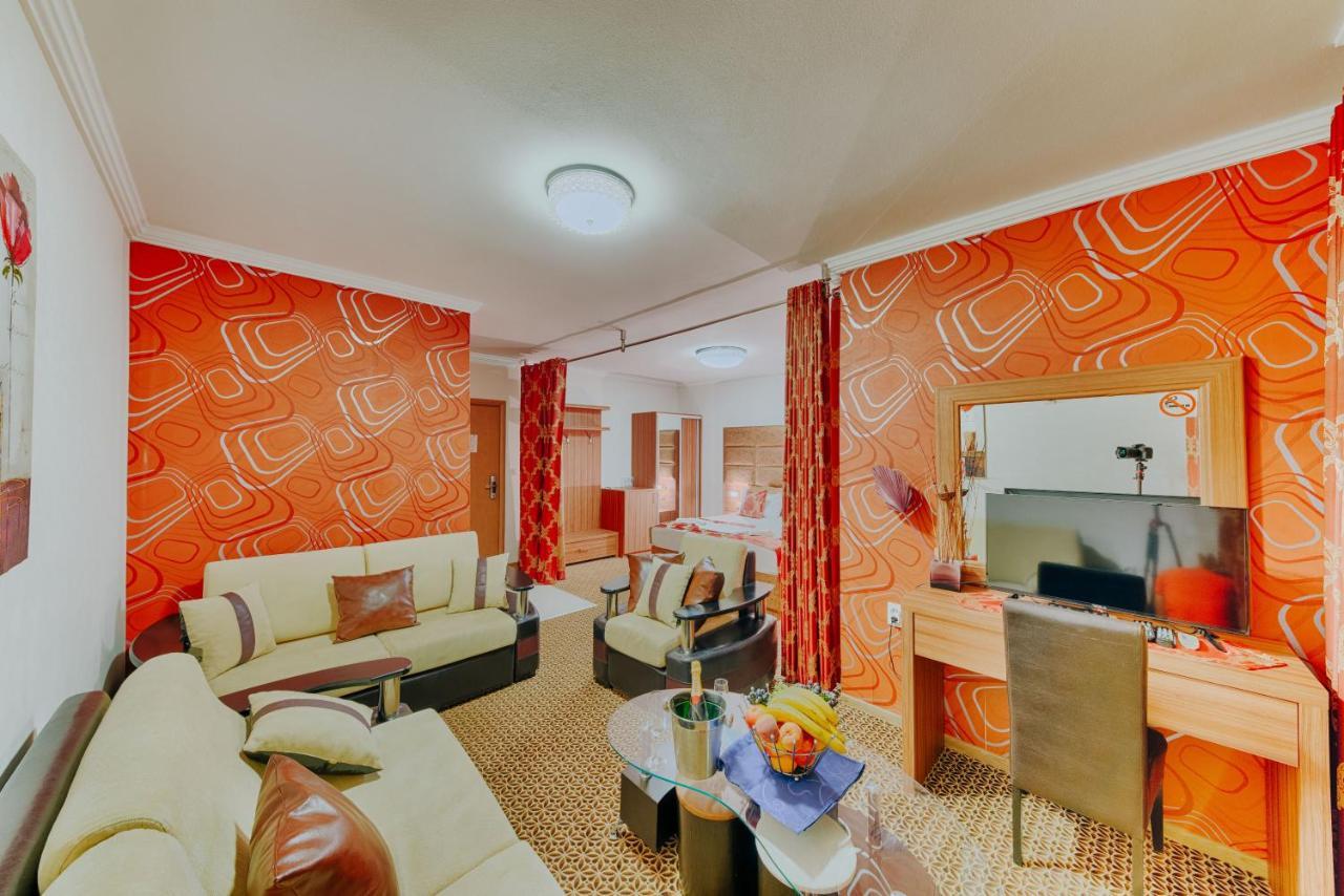 Hotel Lion أولتْسي المظهر الخارجي الصورة