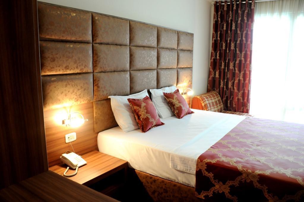 Hotel Lion أولتْسي المظهر الخارجي الصورة