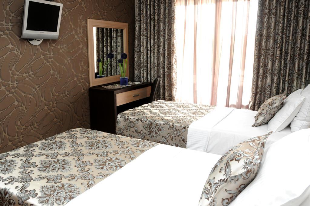 Hotel Lion أولتْسي المظهر الخارجي الصورة